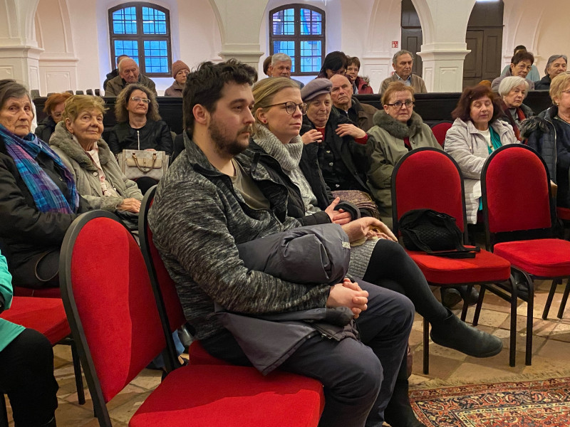   Beszélgetés dr. Márkus Mihály nyugalmazott püspökkel és feleségével, Eördegh Ildikóval.