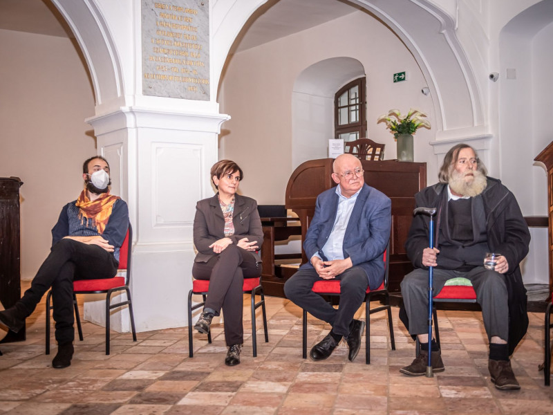 A fény felé - Katona György kiállításának megnyitója képekben