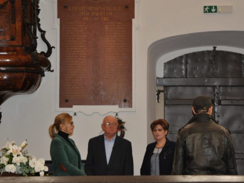 Borbás Marcsi a Pannonia Reformata Múzeumban