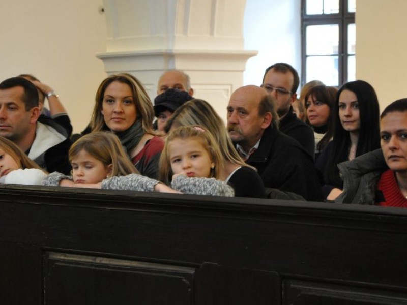 Karácsonyi műsor és betlehemezés