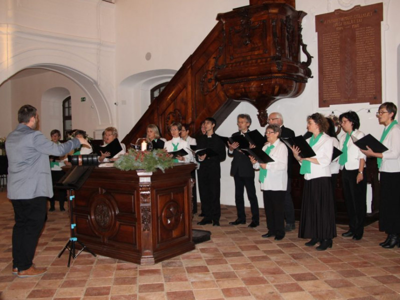 Szívvel- lélekkel- Istennel